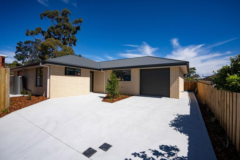 2/8 Dollery Dr, Kingston, TAS 7050
