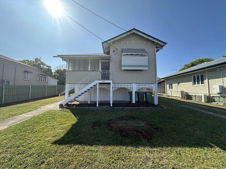 22 Cole St, Booval, QLD 4304