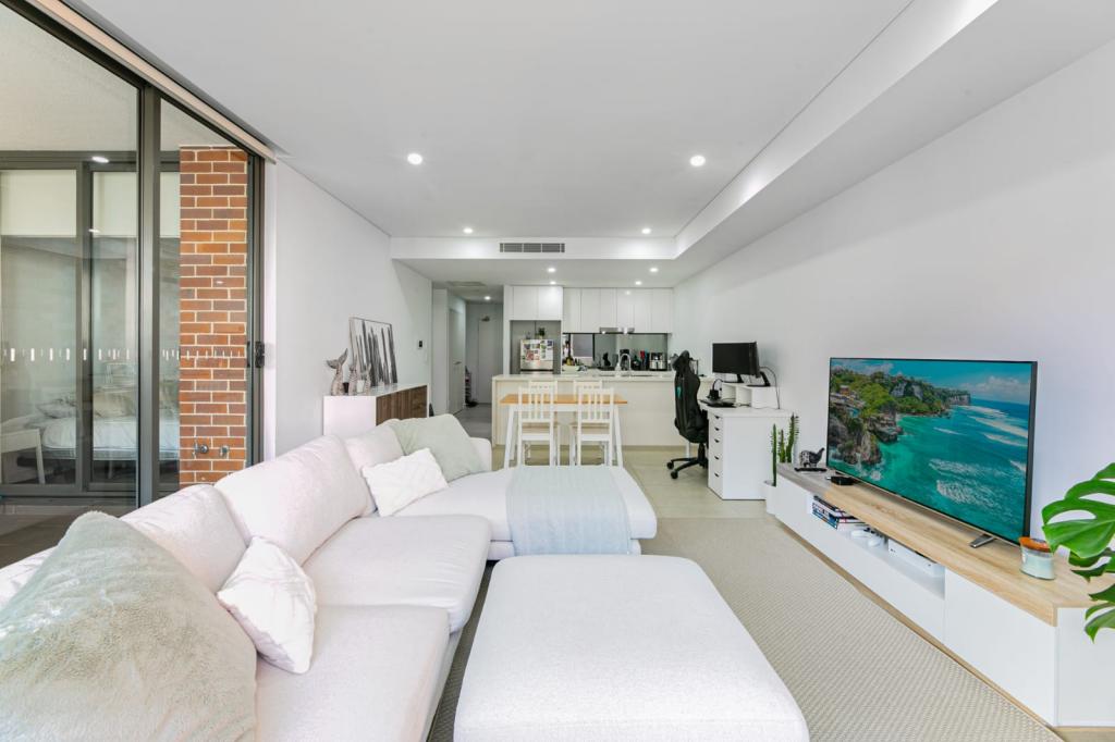 203/4 Saxby Cl, Botany, NSW 2019