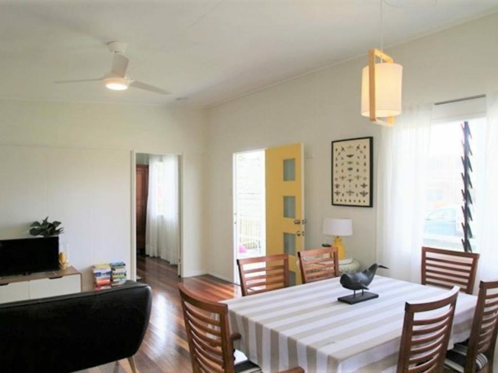 16 Hill St, Bongaree, QLD 4507