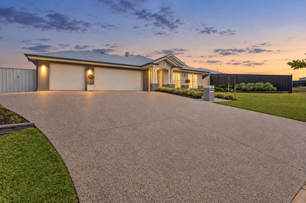 4 Caraway Ct, Nikenbah, QLD 4655