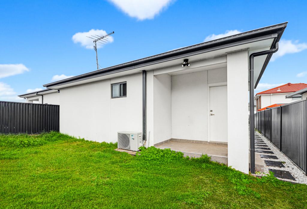31A PARHELION ST, AUSTRAL, NSW 2179
