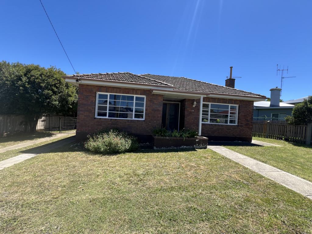 33 Ruby St, Goulburn, NSW 2580