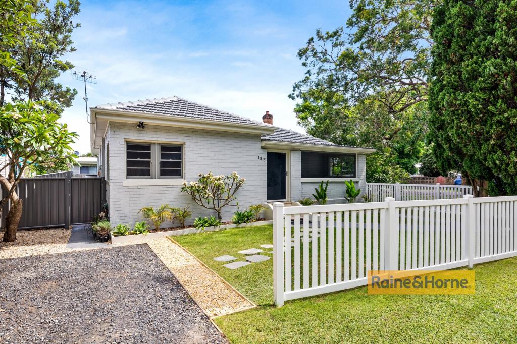 135 Memorial Ave, Ettalong Beach, NSW 2257