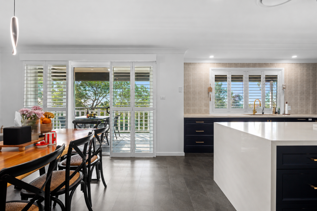37 Crestridge Cres, Oxenford, QLD 4210