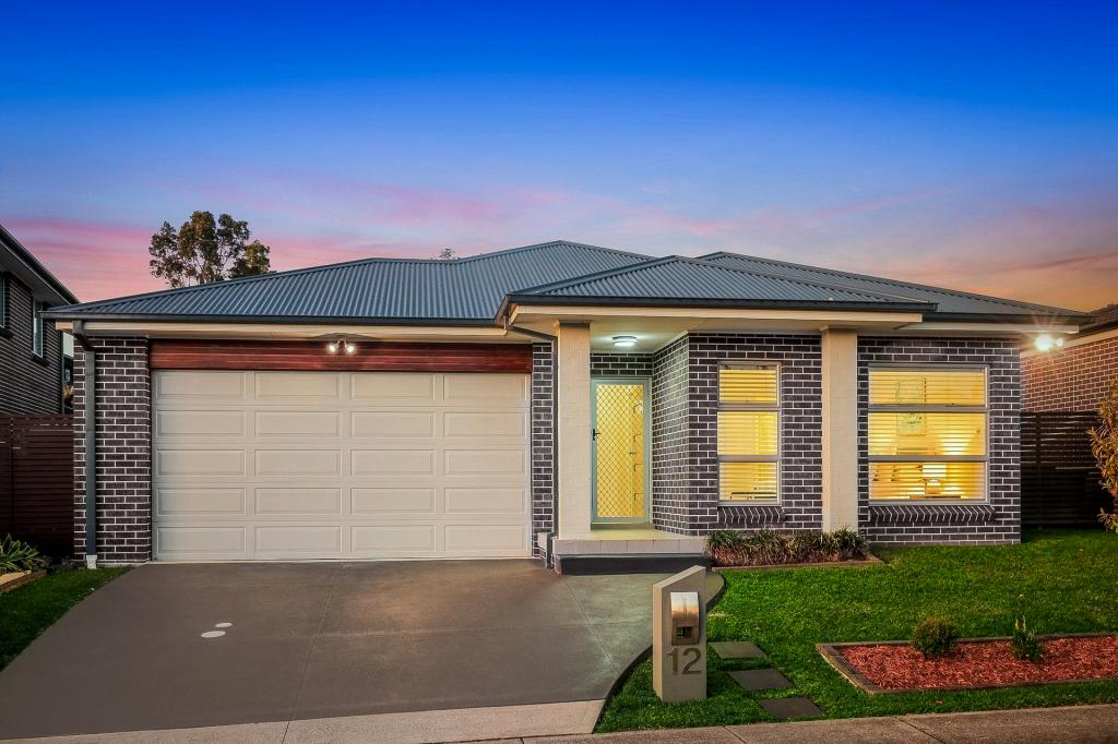 12 Bridgewater Cres, Beaumont Hills, NSW 2155