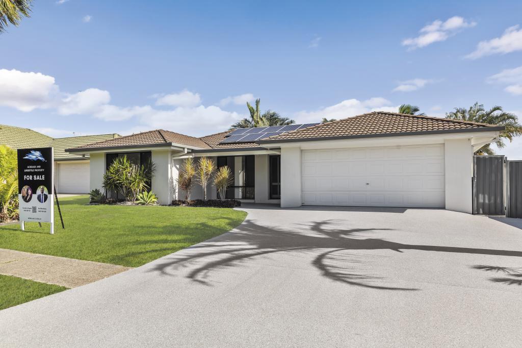 230 Endeavour Dr, Banksia Beach, QLD 4507