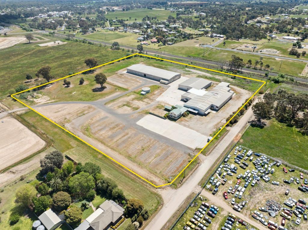 57 LOWENS LANE, BENALLA, VIC 3672