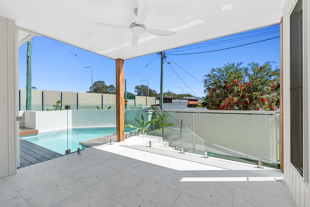2/14 TIMOR AVE, PALM BEACH, QLD 4221