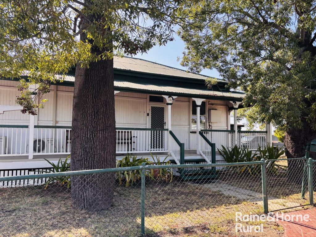 96 Arthur St, Roma, QLD 4455