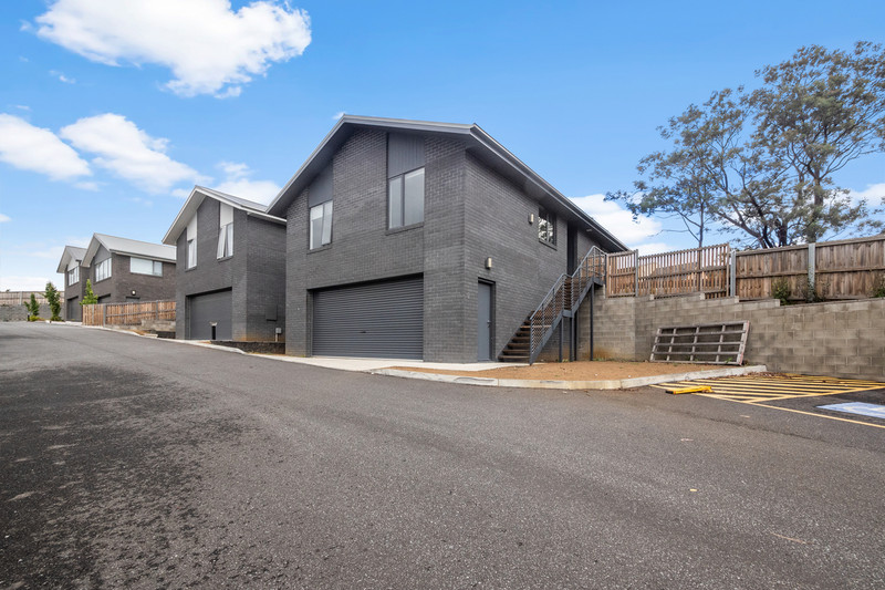 12/18 Carnegie St, Claremont, TAS 7011