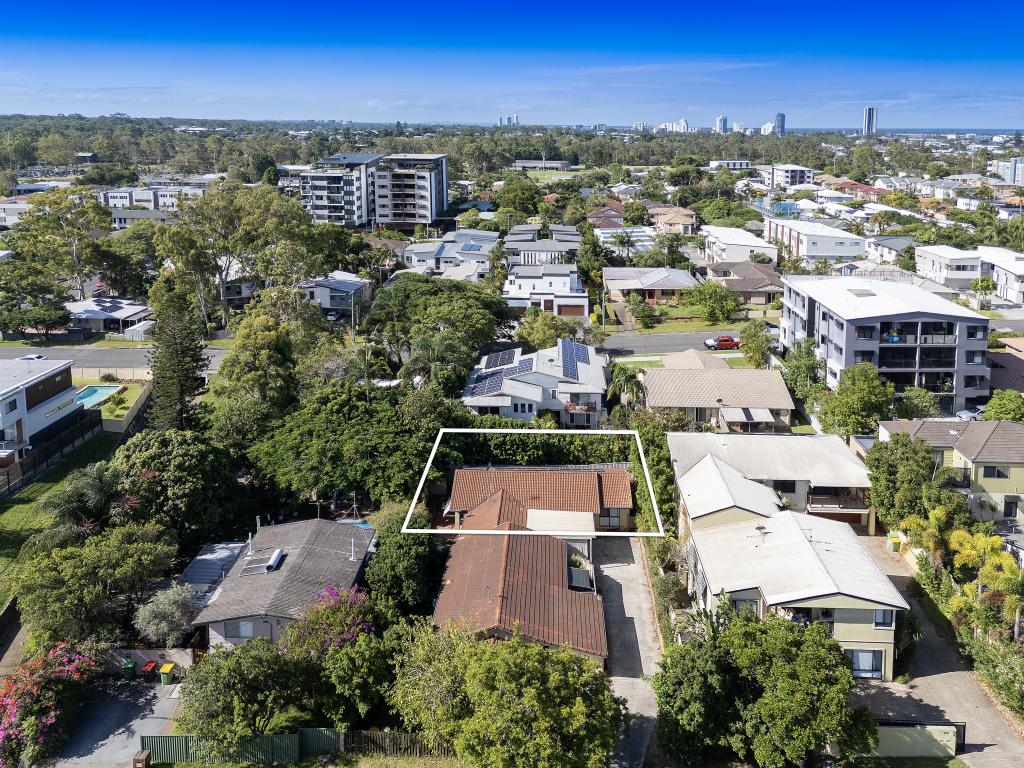 2/121 Minnie St, Southport, QLD 4215