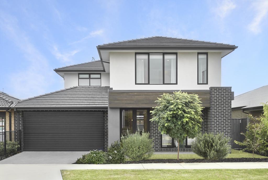 LOT 4658 BROMELIAD ST, CLYDE NORTH, VIC 3978