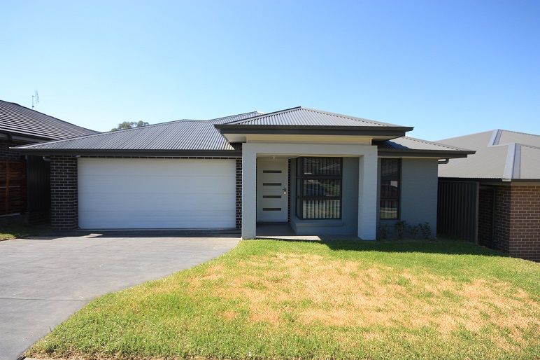 109 Belmont Ave, Spring Farm, NSW 2570