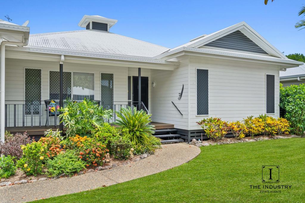 3 Davidson Cl, Redlynch, QLD 4870