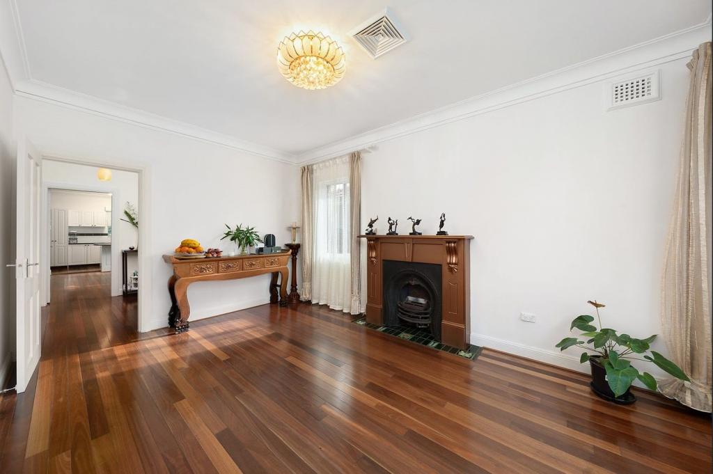 29 Saxon St, Belfield, NSW 2191