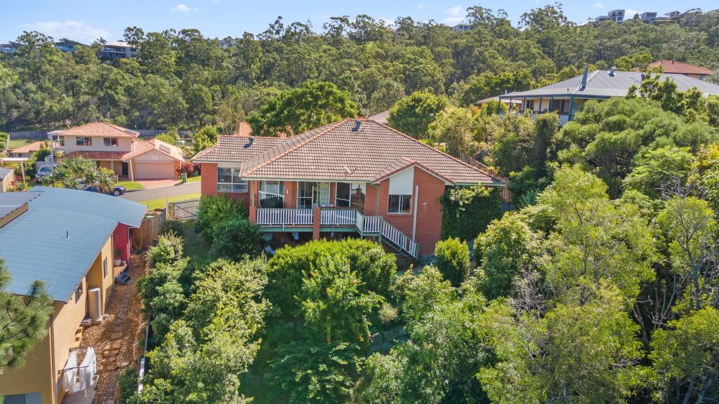 7 Pago Tce, Pacific Pines, QLD 4211
