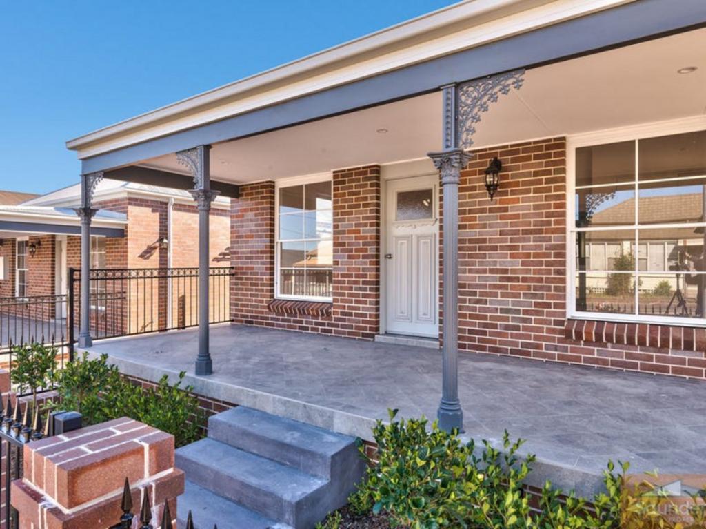 14 Elizabeth St, Tighes Hill, NSW 2297