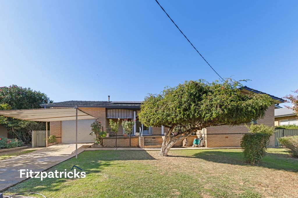 41 Kilpatrick St, Kooringal, NSW 2650