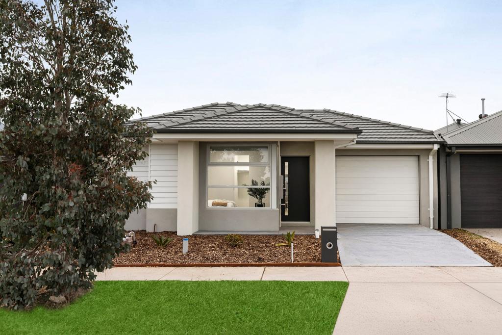 25 Titchfield Rd, Donnybrook, VIC 3064
