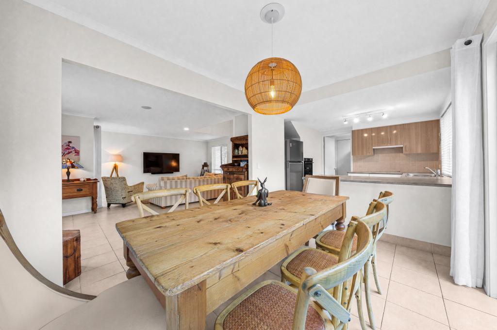 2/22 Burra St, Surfers Paradise, QLD 4217