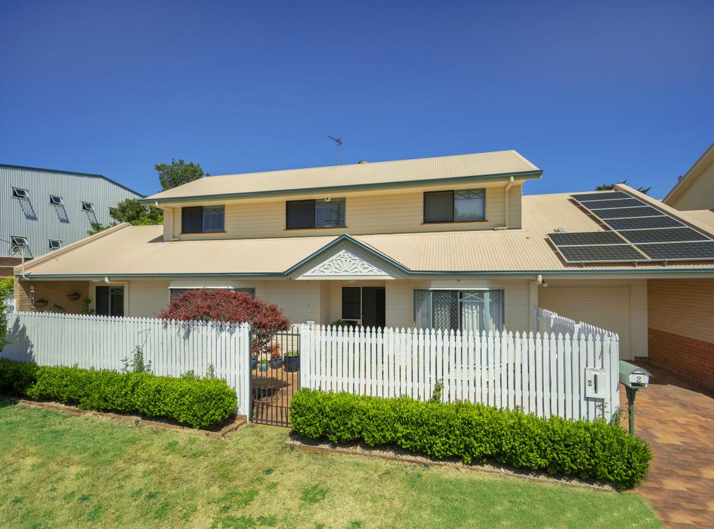 2 French St, East Toowoomba, QLD 4350