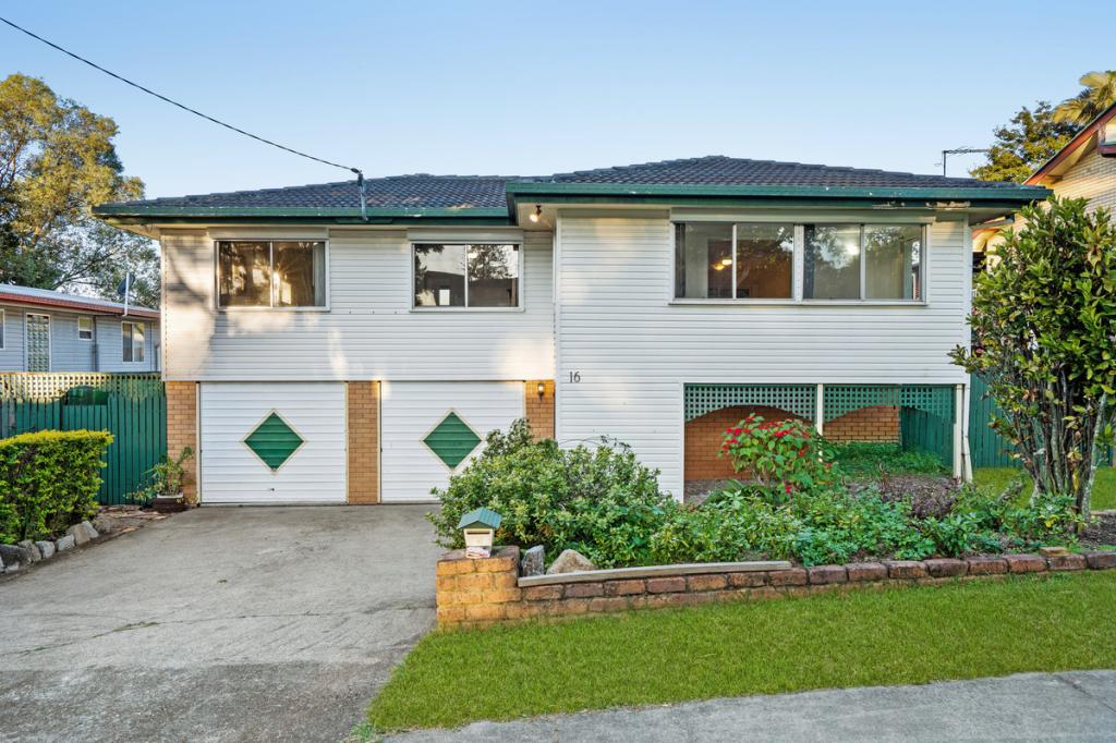 16 Waratah St, Albany Creek, QLD 4035