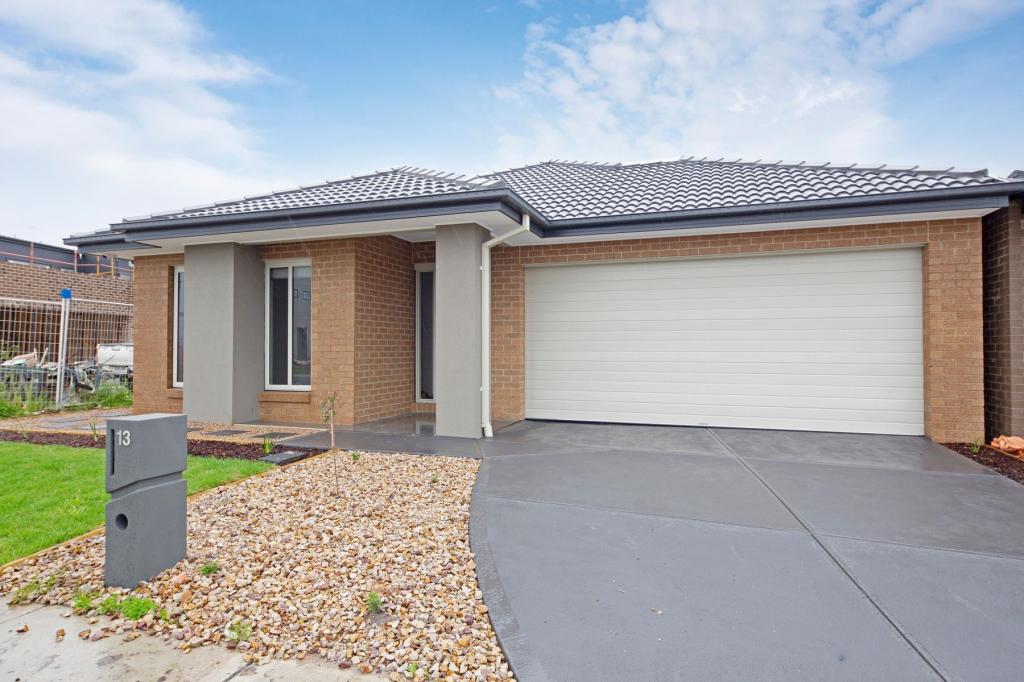 13 Praiano Ave, Berwick, VIC 3806