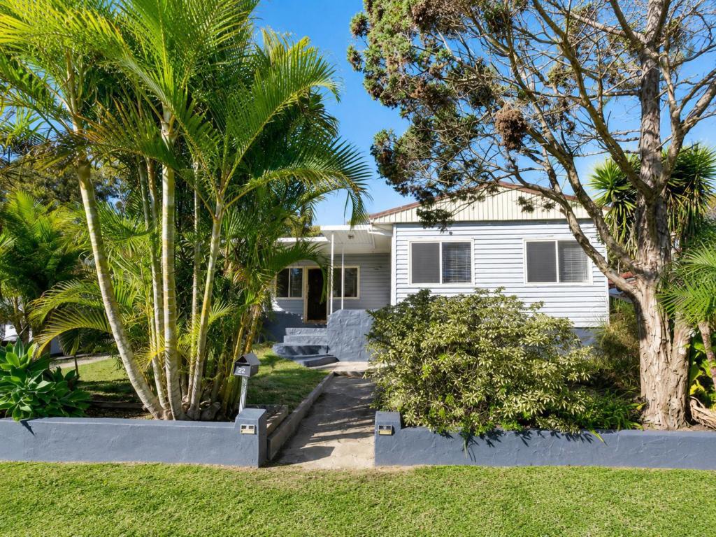 22 Vermont St, Sutherland, NSW 2232