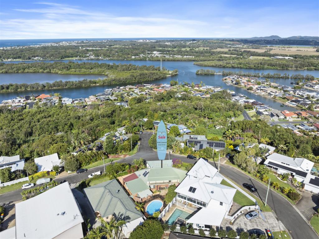 5 Blue Haze Cres, Banora Point, NSW 2486