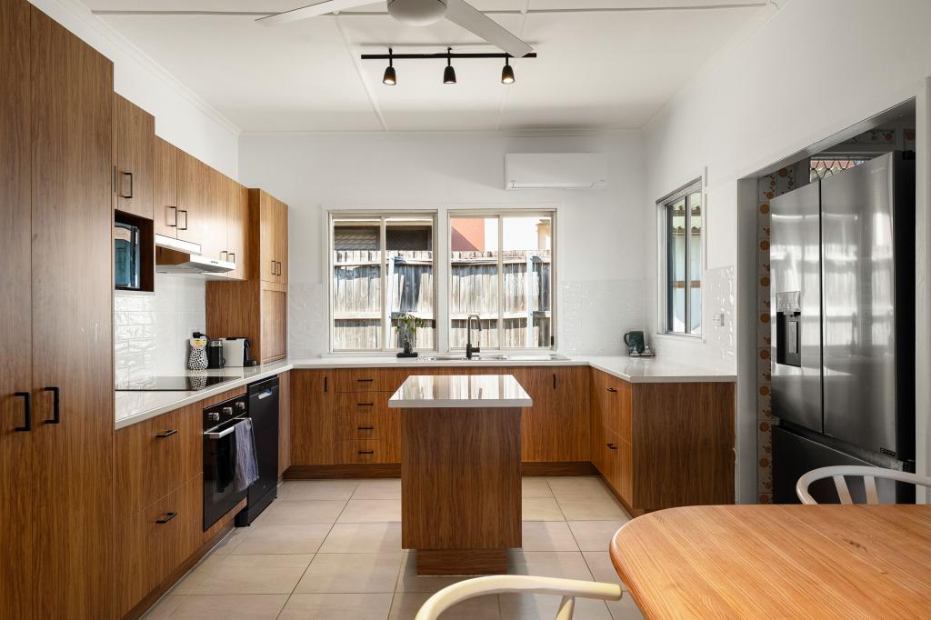 1107 Cavendish Rd, Mount Gravatt East, QLD 4122