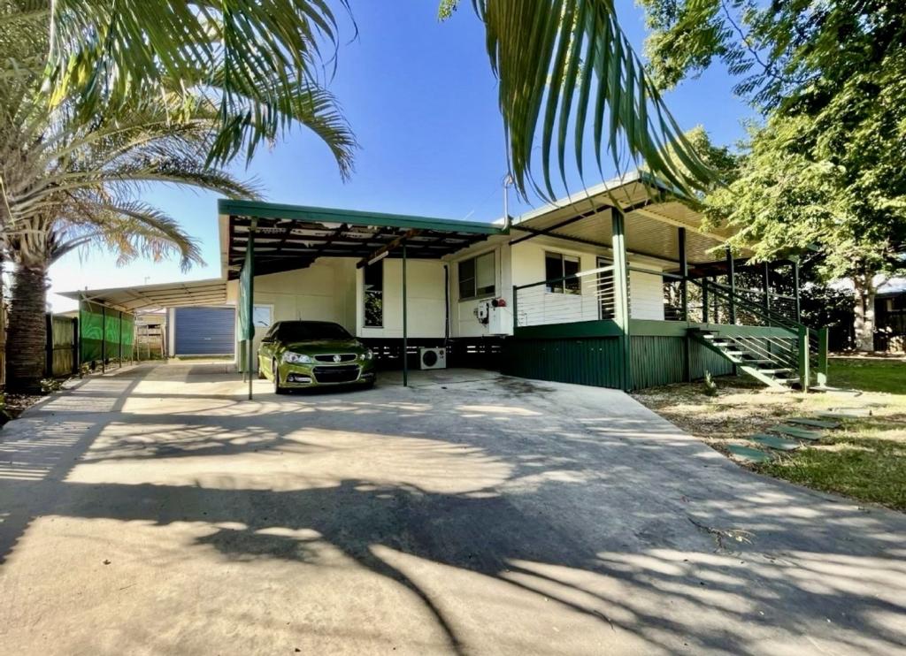 8 Turner Ct, Moranbah, QLD 4744