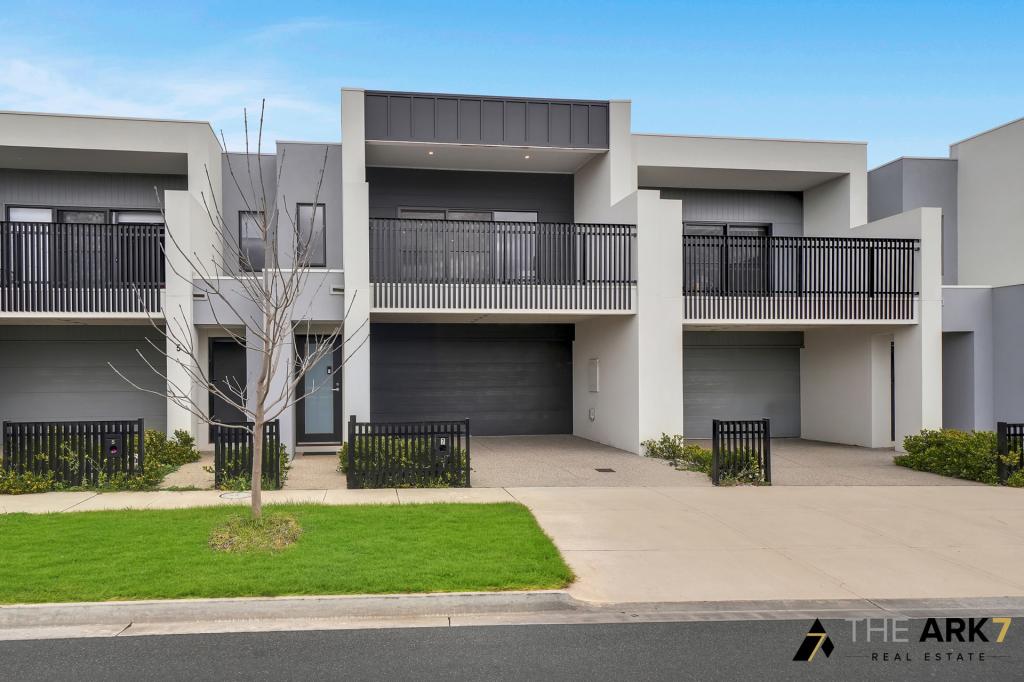 7 EAGLEMONT DR, STRATHTULLOH, VIC 3338