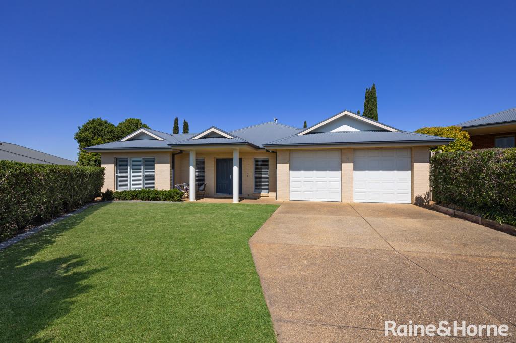 11 Monaro Ct, Tatton, NSW 2650