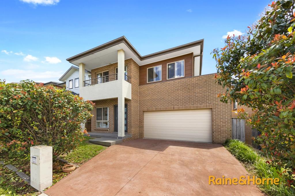 34 SUNNINGDALE DR, COLEBEE, NSW 2761