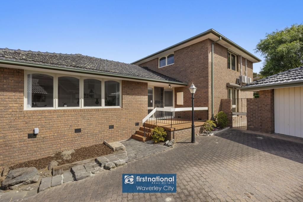 7 Ursula Cl, Wheelers Hill, VIC 3150