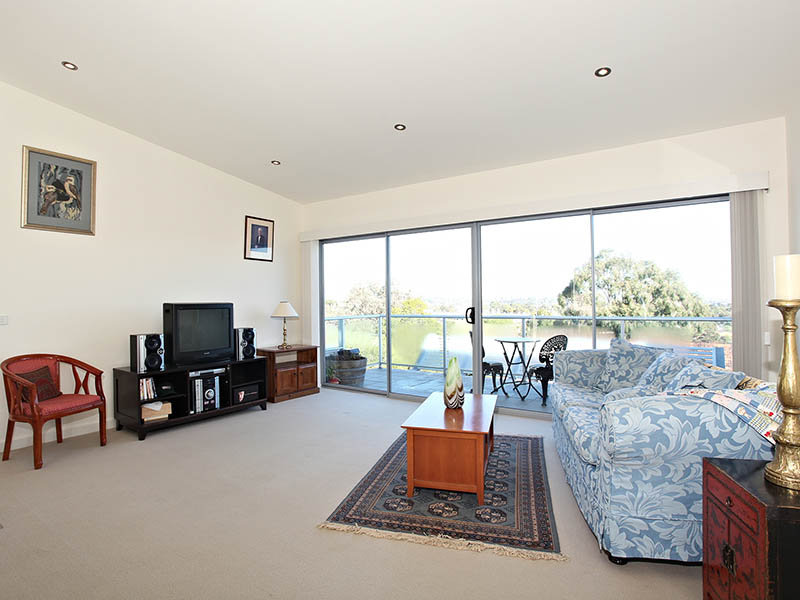 5/3 Carnarvon St, Doncaster, VIC 3108