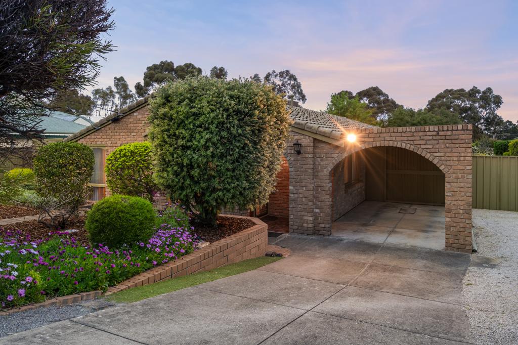 8 Allan St, Vista, SA 5091