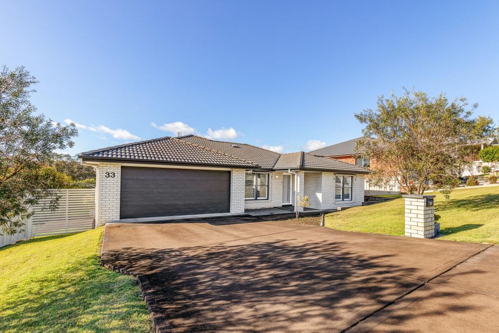 33 Melbee Cct, Dungog, NSW 2420