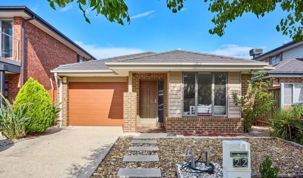 22 Dahlia Cres, Keysborough, VIC 3173