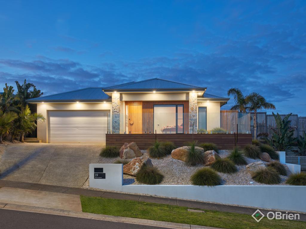 19 Sloane Sq, Drouin, VIC 3818