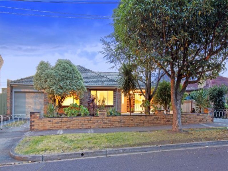 1095 High St, Reservoir, VIC 3073