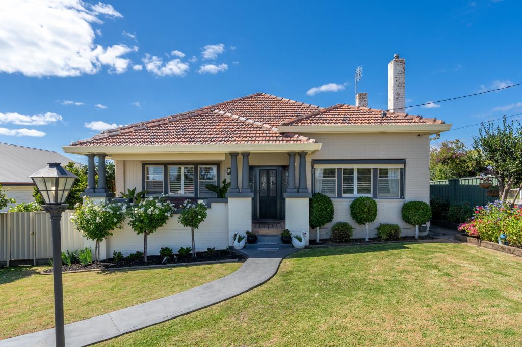 9 The Avenue, Seymour, VIC 3660