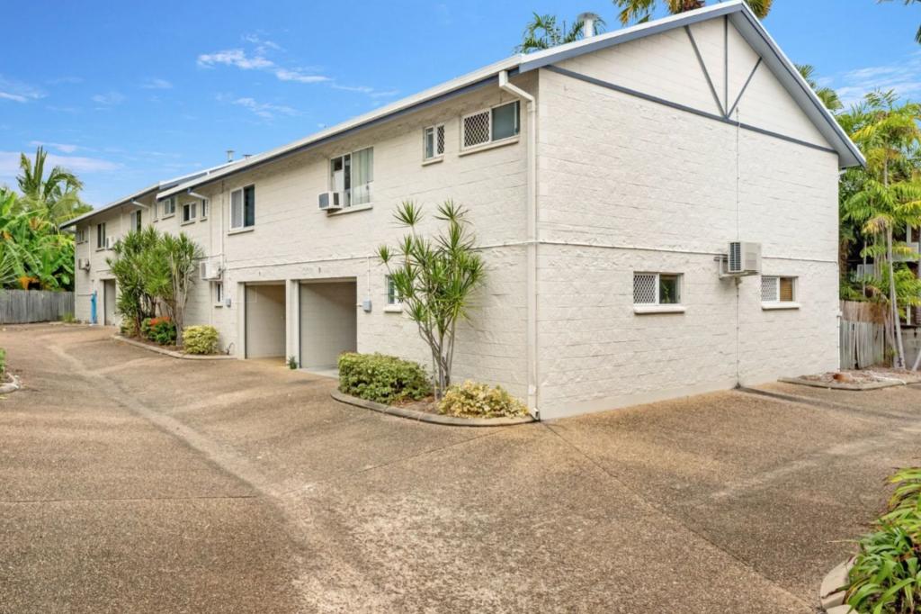 11/12-14 Old Common Rd, Belgian Gardens, QLD 4810