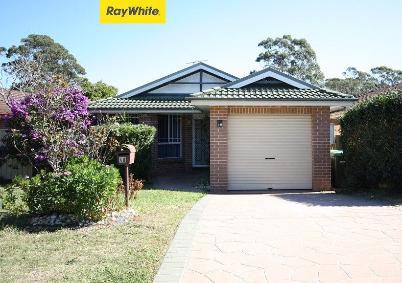 40 Cranberry St, Macquarie Fields, NSW 2564