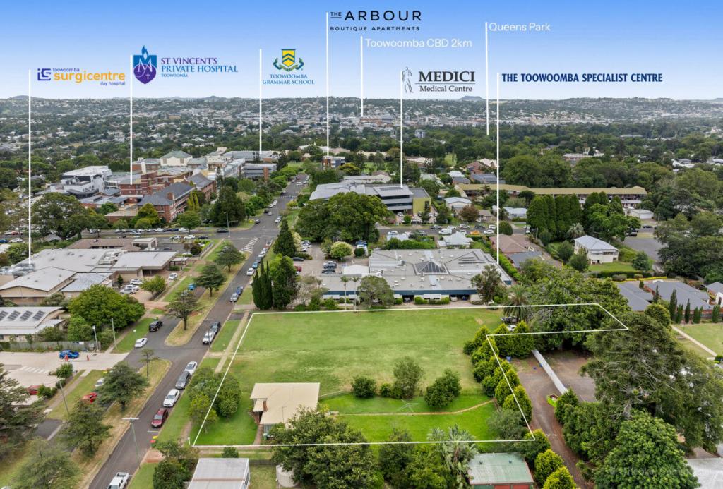 3-5 Scott St, East Toowoomba, QLD 4350