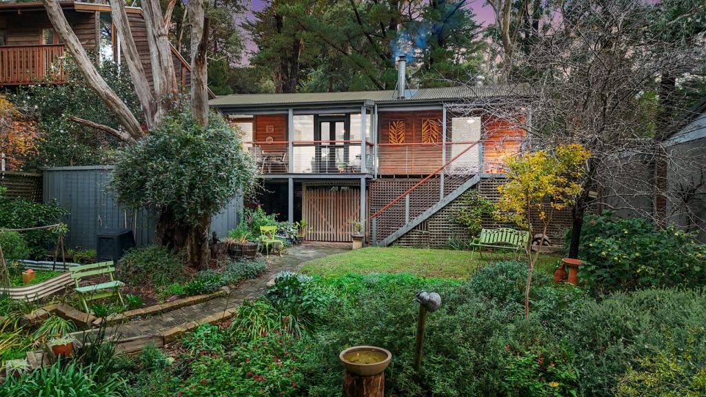 26 Princes Ave, Crafers West, SA 5152