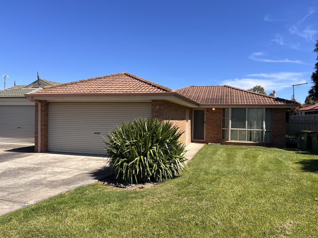 11 Joseph Ct, Pakenham, VIC 3810