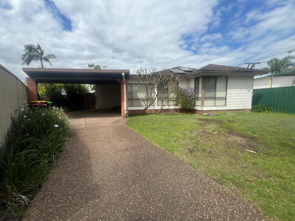 13 Weir Cres, Lurnea, NSW 2170