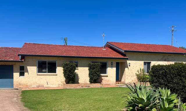 35 Park Rd, Woonona, NSW 2517